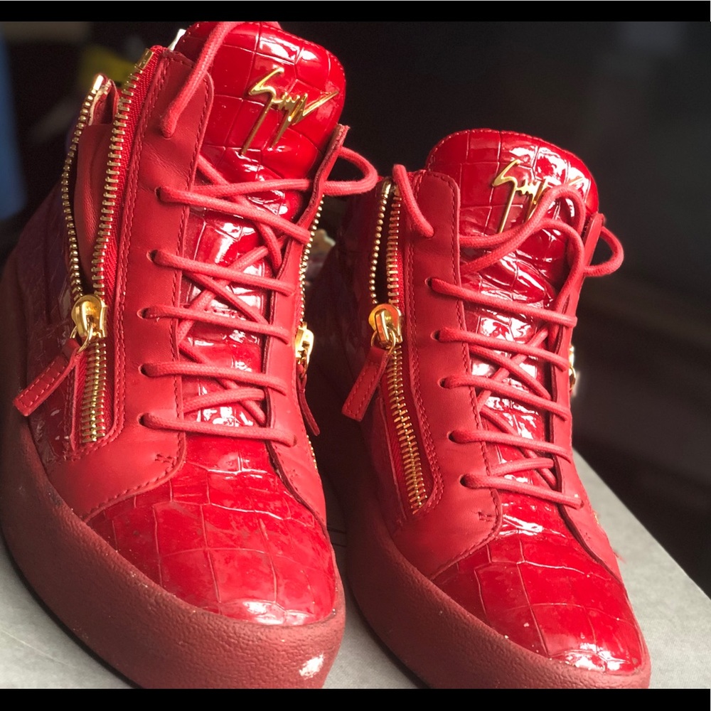 Authentic ‼️‼️‼️Giuseppe zanotti men's sneakers